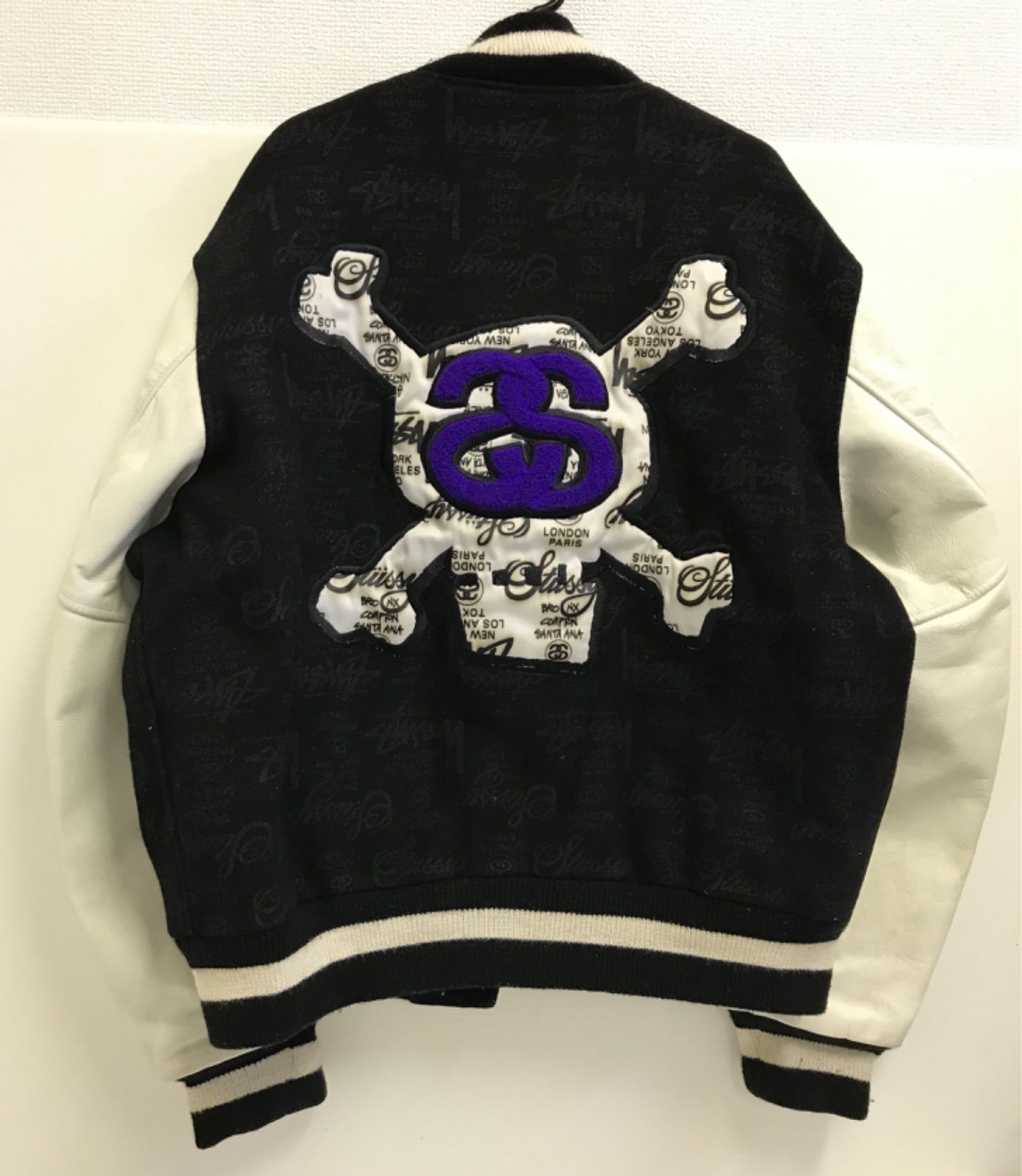 STUSSY 25周年 限定 スタジャン シリアルナンバー付 XLサイズ - メルカリ