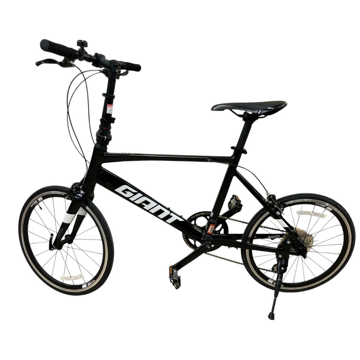 GIANT ミニベロ IDIDM クロスバイクSHIMANO 変速8速段 自転車 B9983403