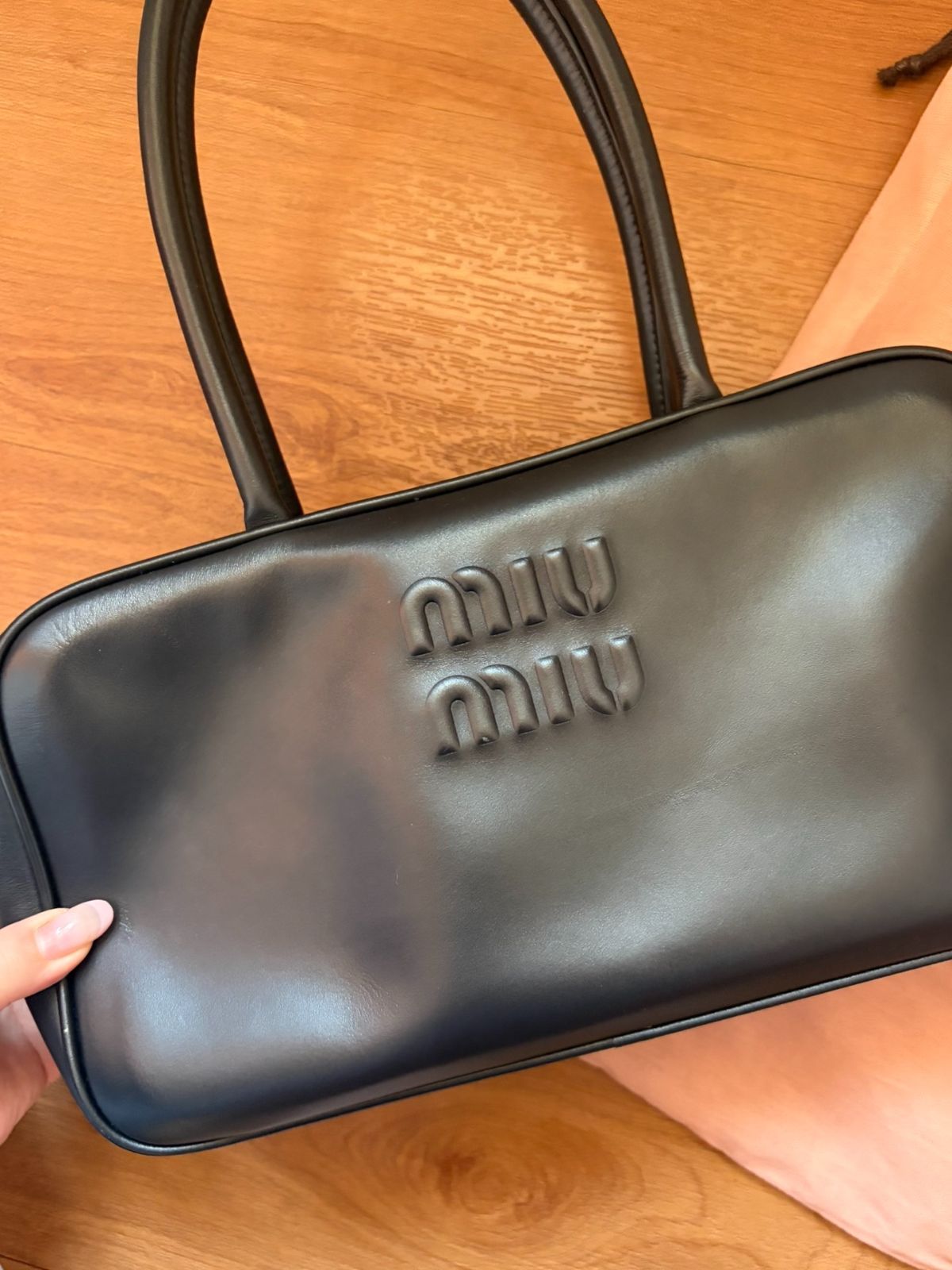 ハンドバッグ ブラック