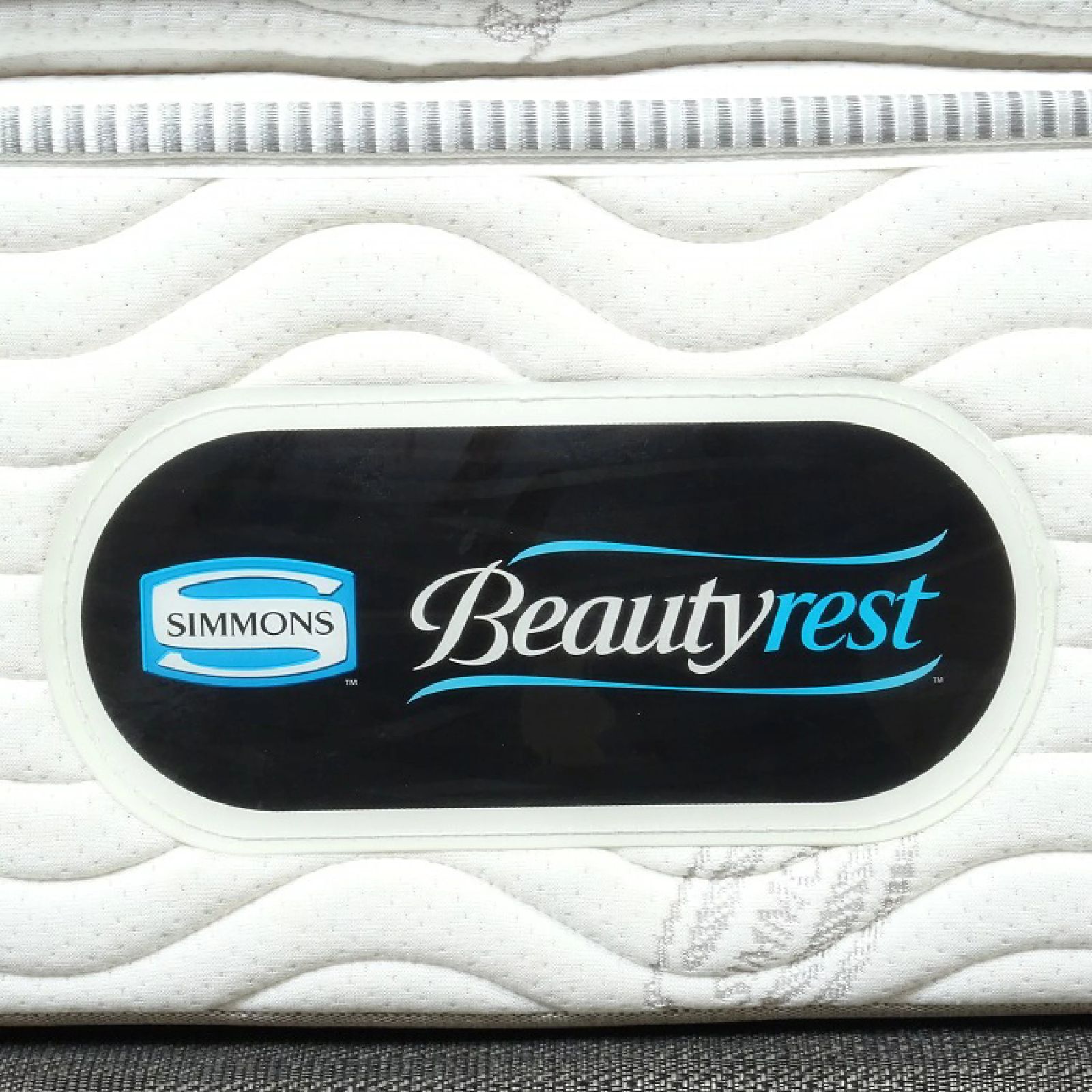 セミダブルベッド