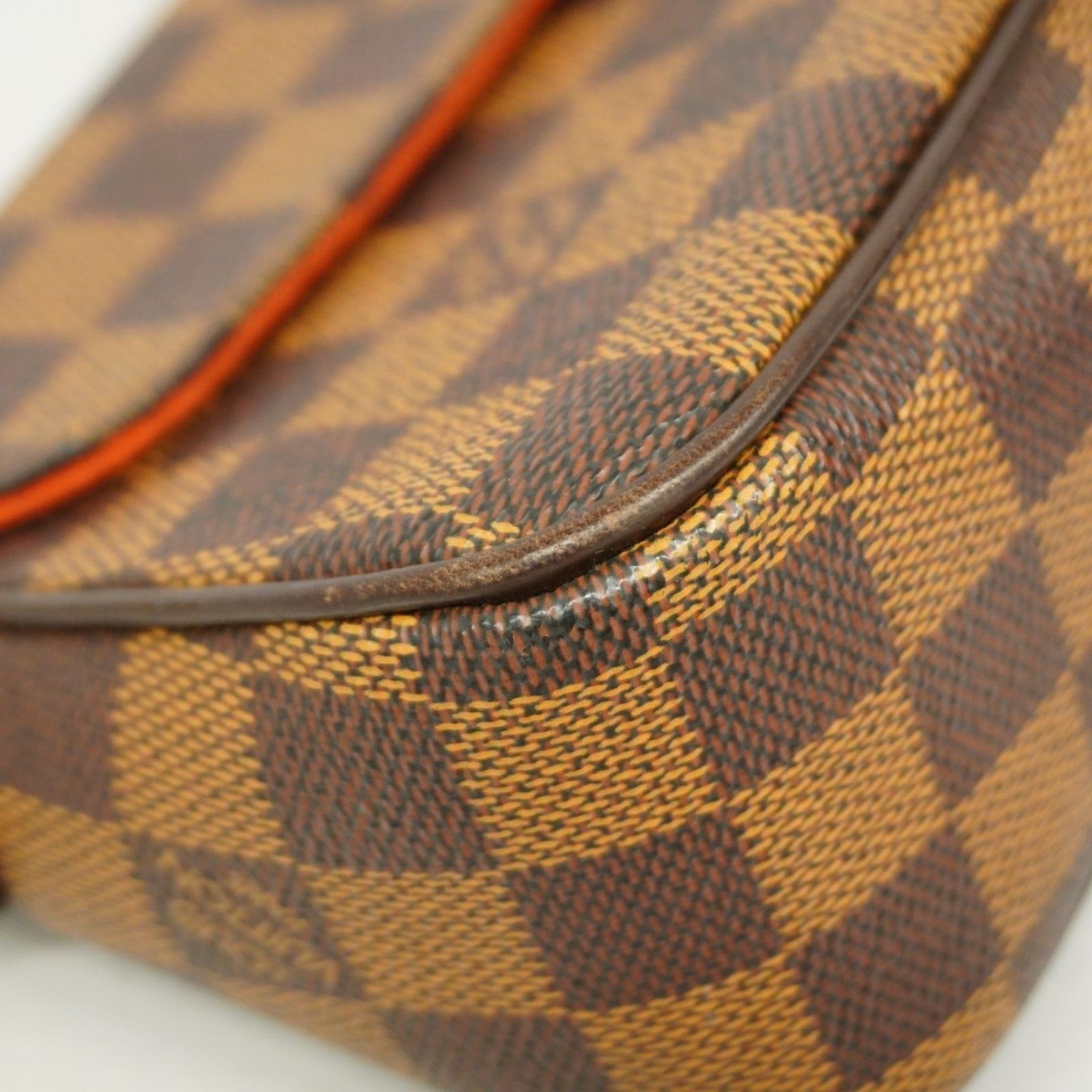 Vuitton ルイ