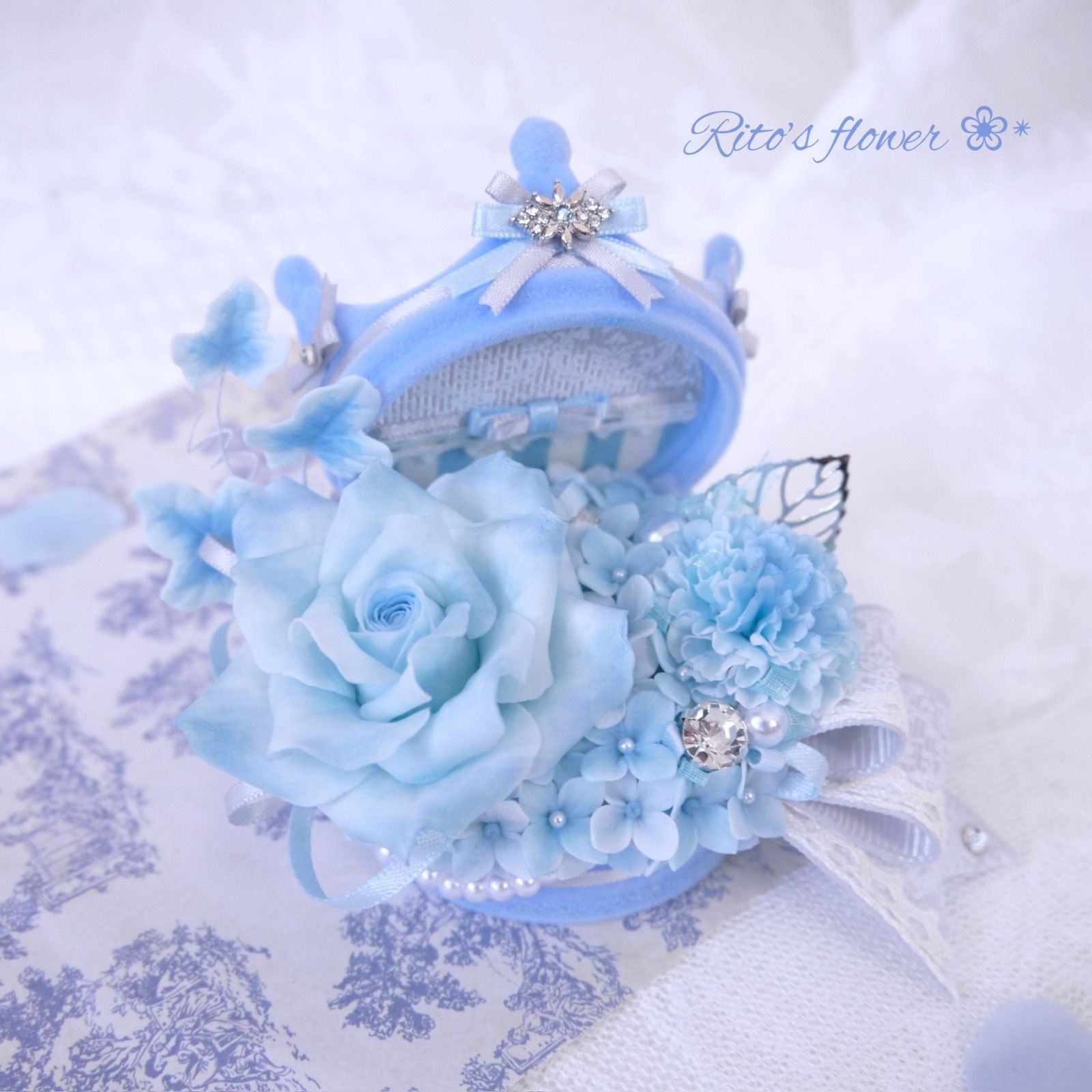 ✨ひろりんです✨クレイフラワー♡天使とお花♡ロココ調フラワーアレンジメント ✨ひろりん様専用です✨クレイフラワー♡天使とお花♡ロココ調