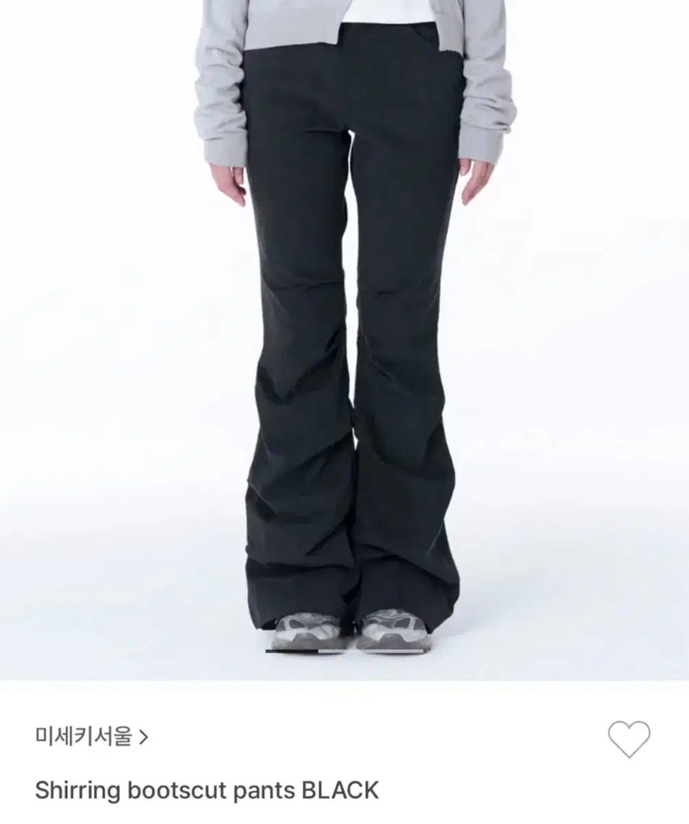 極美品*マーガレットハウエル 2023 コットンツイル*クロップド トラウザーズ 極美品*マーガレットハウエル 2023 コットンツイル*クロップド