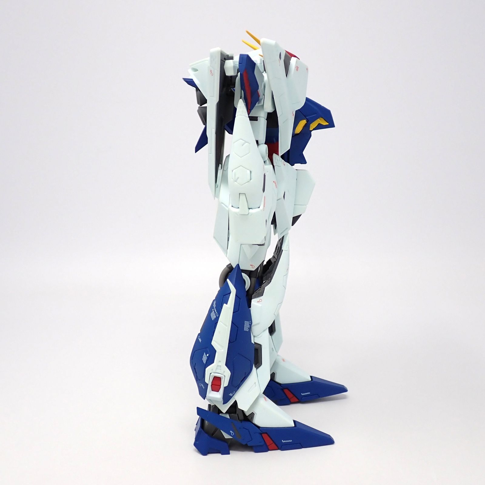 ROBOT魂 SIDE MS RX-105 Ξガンダム ミサイルポッド装備