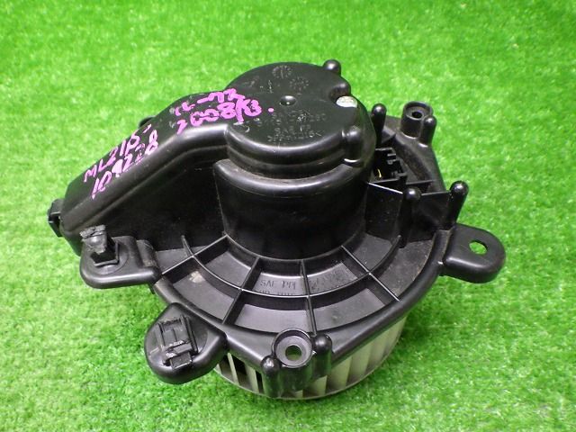 日産 ML21S ルークス パレット MH23S ワゴンR 純正ブロアモーター ヒーターモーター 51151-47210 250219037