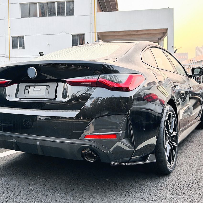BMW 4シリーズ G26 M Sport 2020年以降対応 リアバンパーコーナー 風刀 ディフューザー 外装カスタム ABS製 ピアノブラック カーボン調
