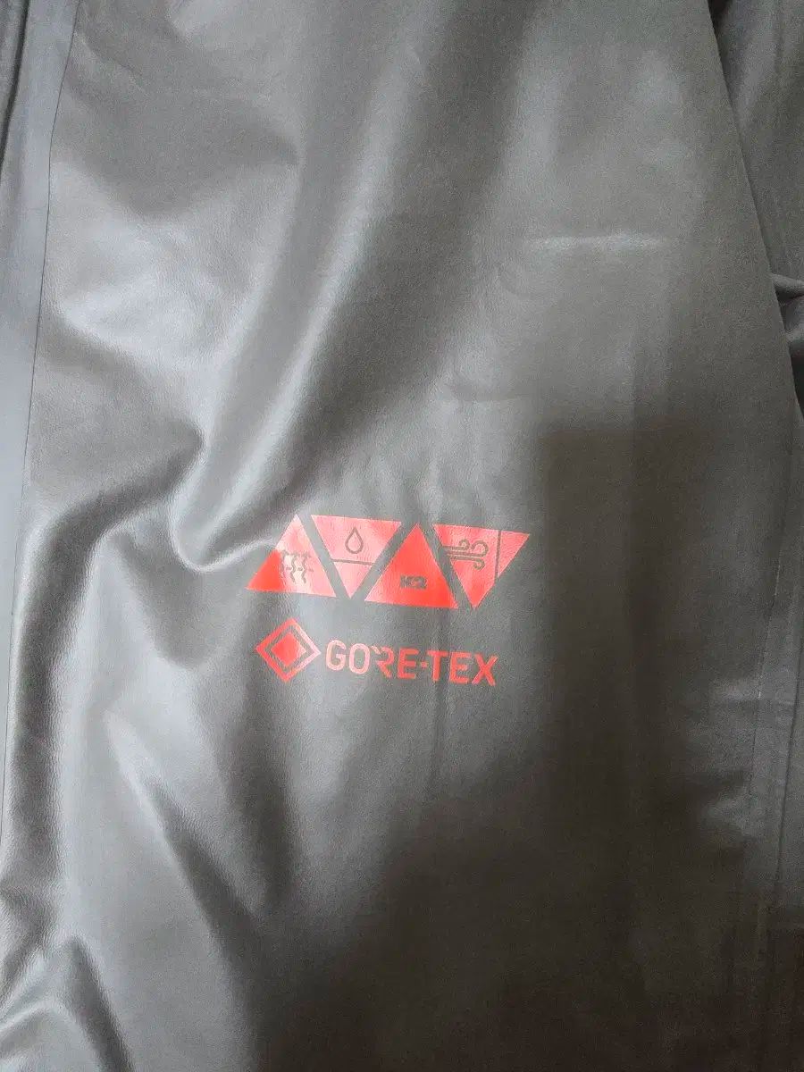  K 2 GORE TEX₍ゴアテックス ウィンドブレーカー 100 アウトドア便利グッズ 偏光サングラス その他 アウター