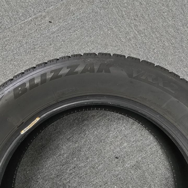 _スタッドレスタイヤ BRIDGESTONE