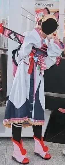 アイテム入荷！ ブルーアーカイブ ももい コスプレ 叢 ハロ 含む すべてフルセット