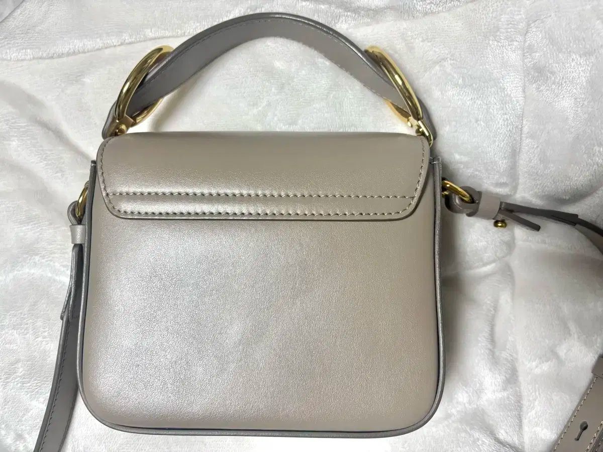 クロエ Cバッグ