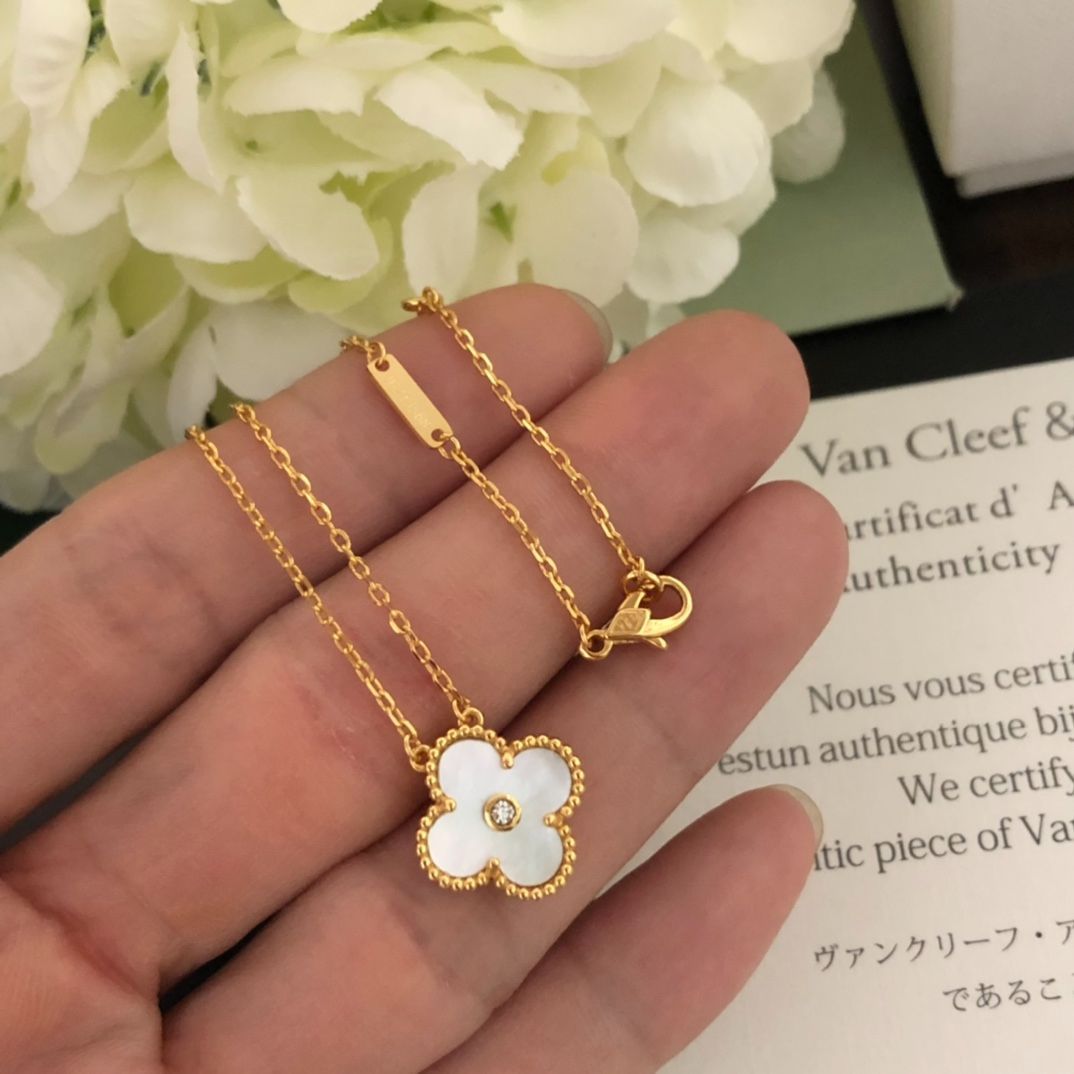 Van Cleef-Arpels ヴァン クリーフ-アーペル ダイヤモンド付きホワイト マザー オブ パール ネックレス｜ ｜ -WTO輸入1