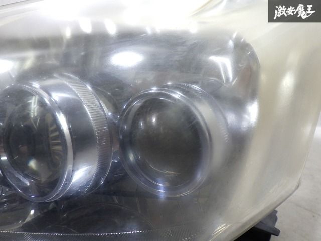 プリウスα　ZVW40W　ZVW41W　前期左右はヘッドライト heyheyhey1107_toy-prius-zvw40-0027