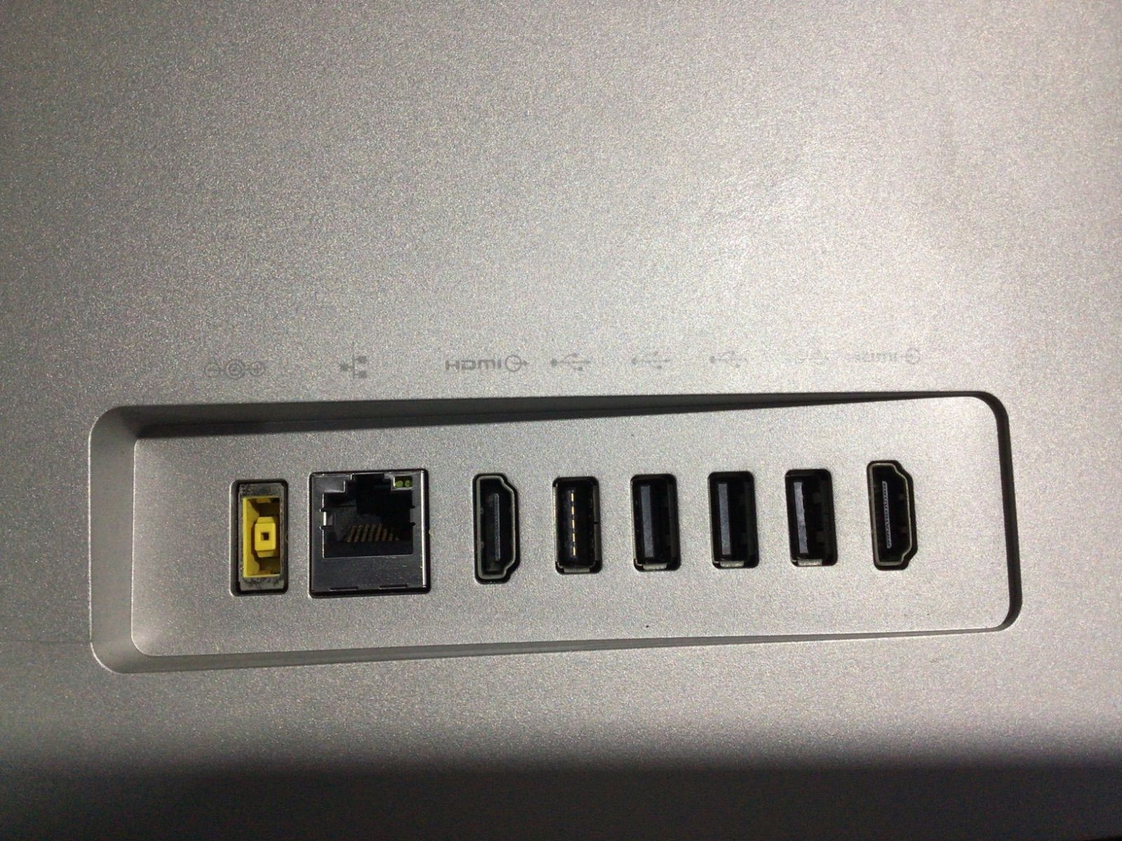 ストレージ無し