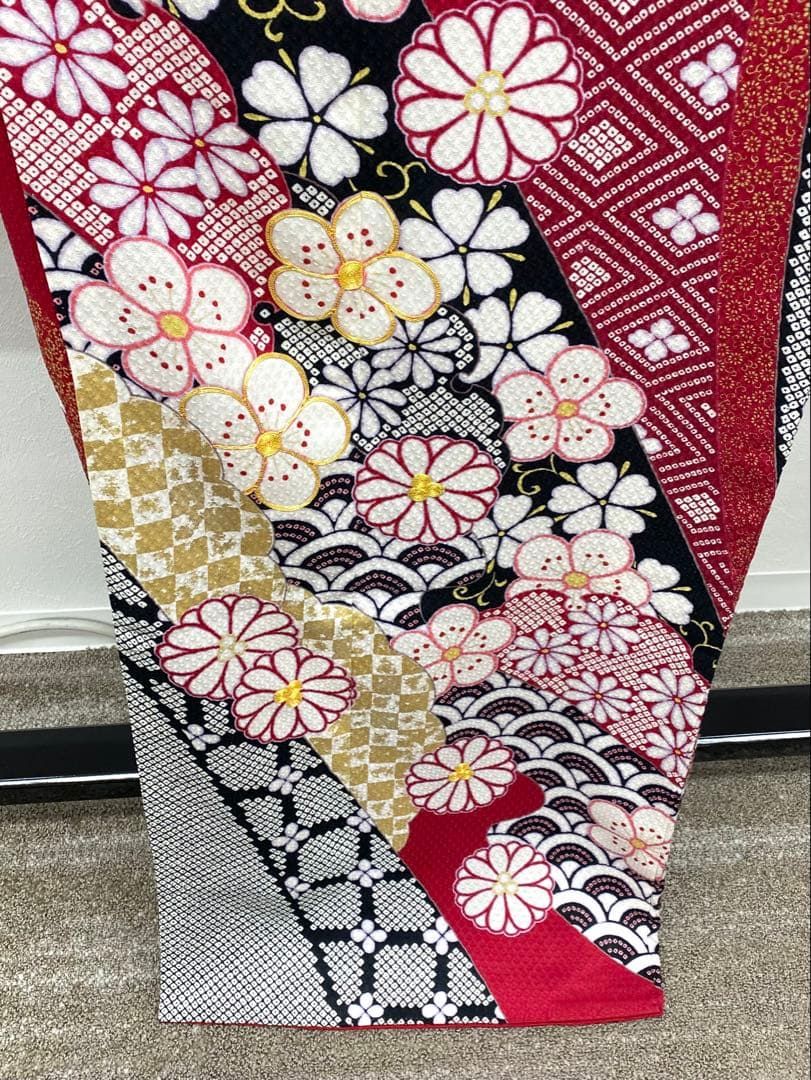 振袖 豪華 絞り染 金駒 金彩 ふくれ織紋意匠 身丈169cm パールトーン加工 振袖 豪華 絞り染 金駒 金彩 ふくれ織紋意匠 身丈169cm