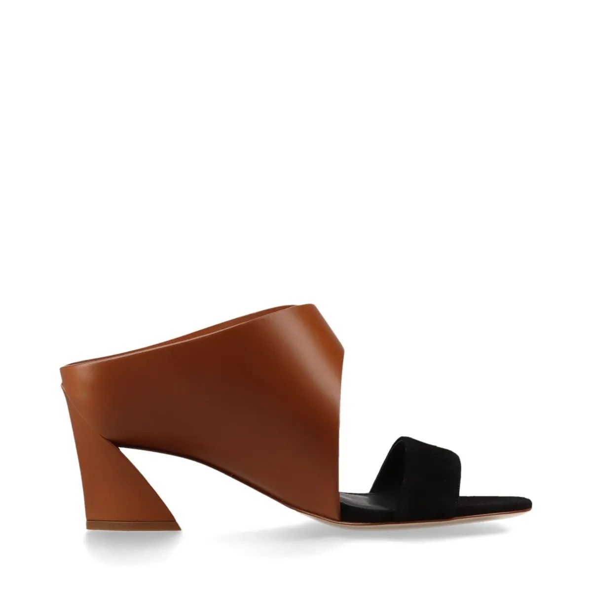 【美品】✨サルヴァトーレフェラガモ 23.5 TARYN サンダル ガンチーニ Salvatore Ferragamo - 美品 Salvatore Ferragamo