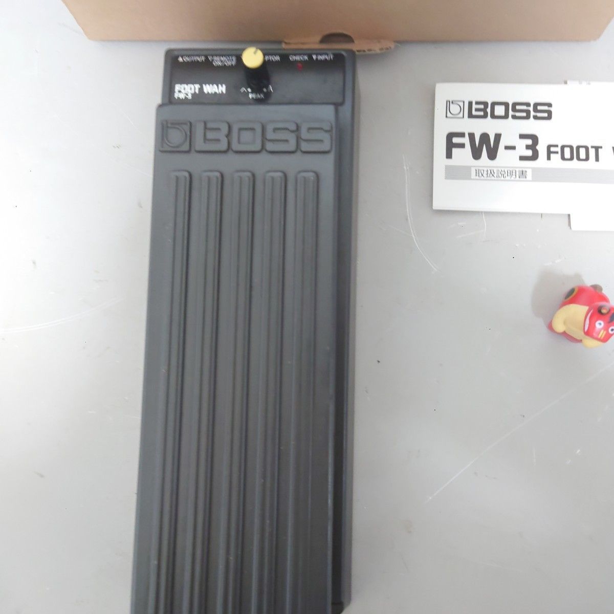 動作品】BOSS FW-3 フットワウペダル エフェクター 本体＋元箱＋説明書