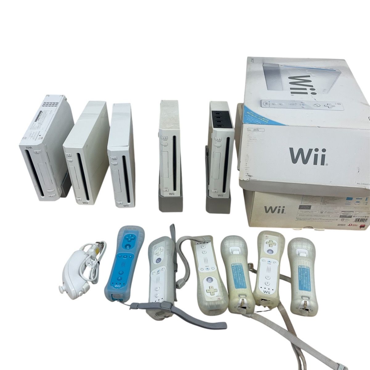 Wii本体&その他　まとめ売り☆ Wii本体まとめ7台売り - メルカリ