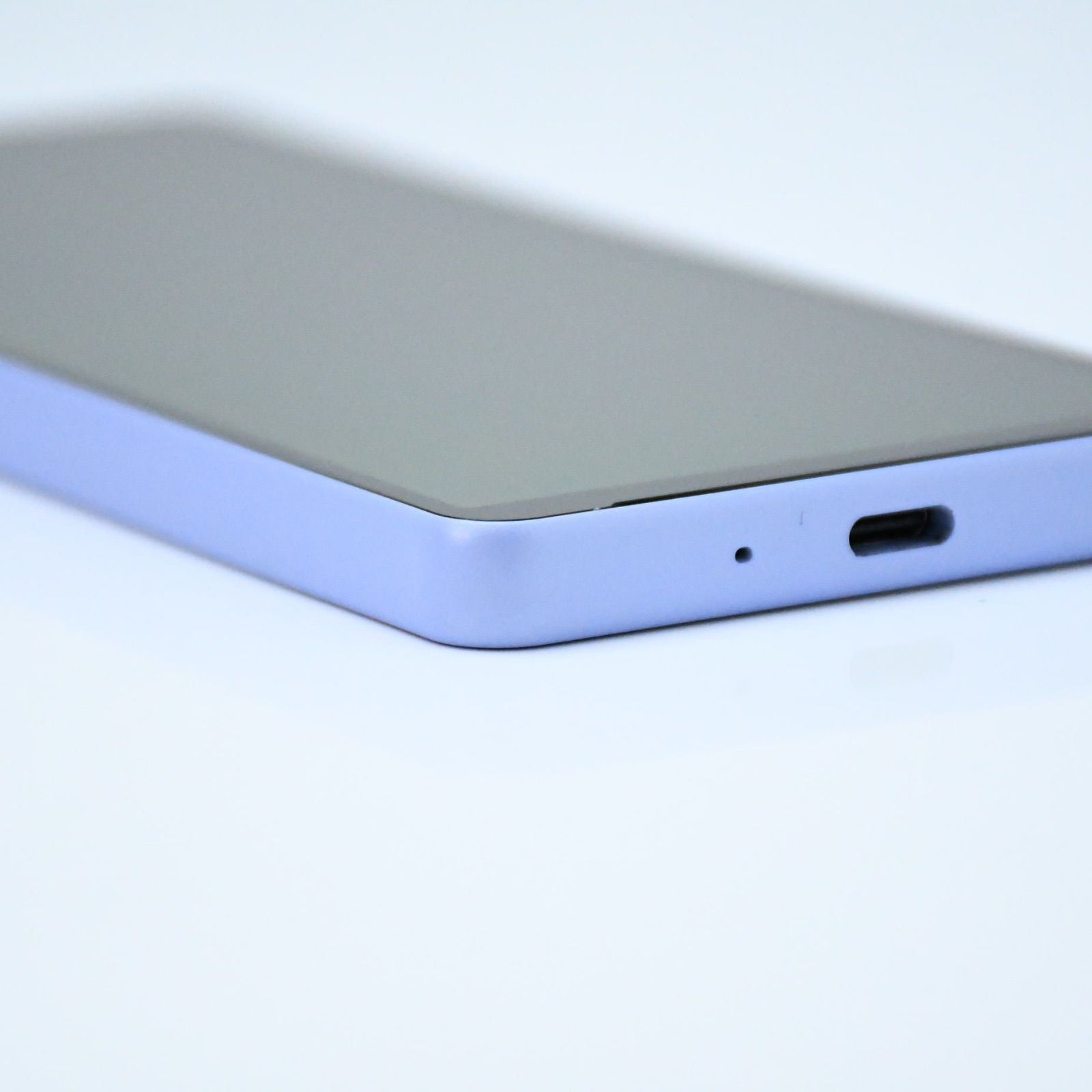 液晶美品＊電池良好】docomo SIMフリー Xperia 10 V SO-52D ラベンダー 