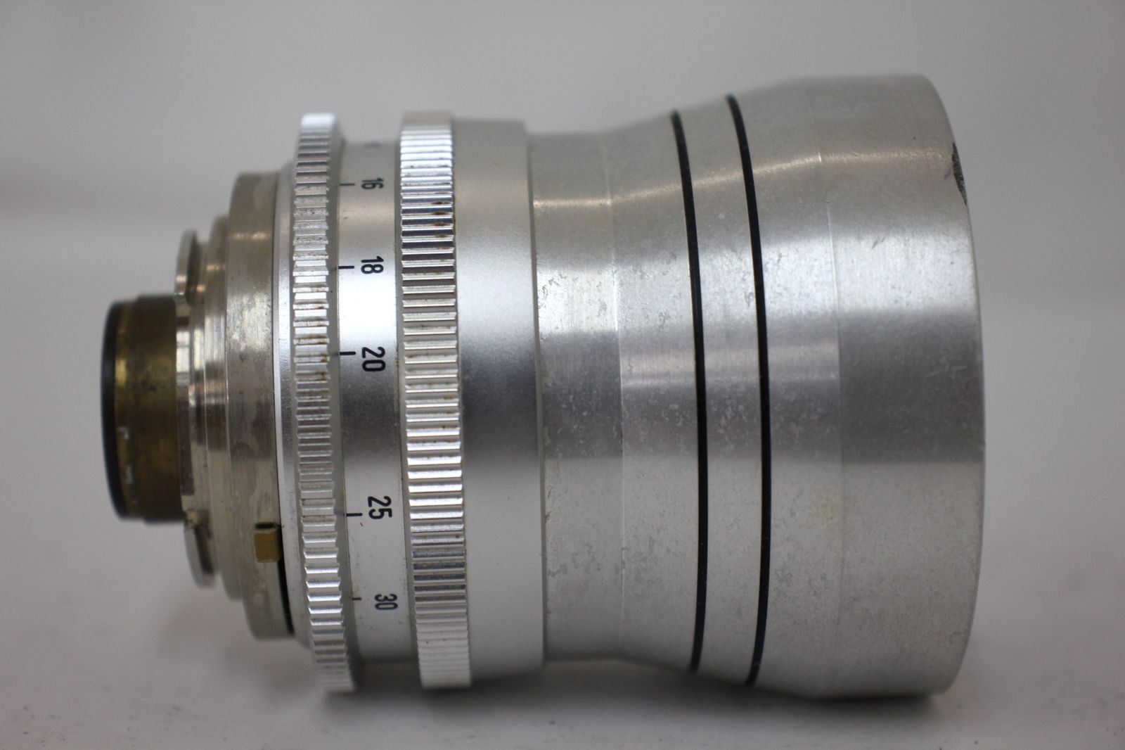 135mm F4