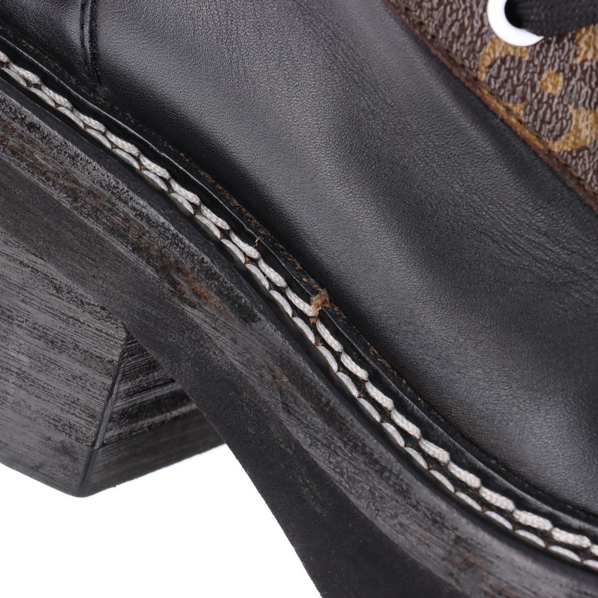 モノグラム ローカット