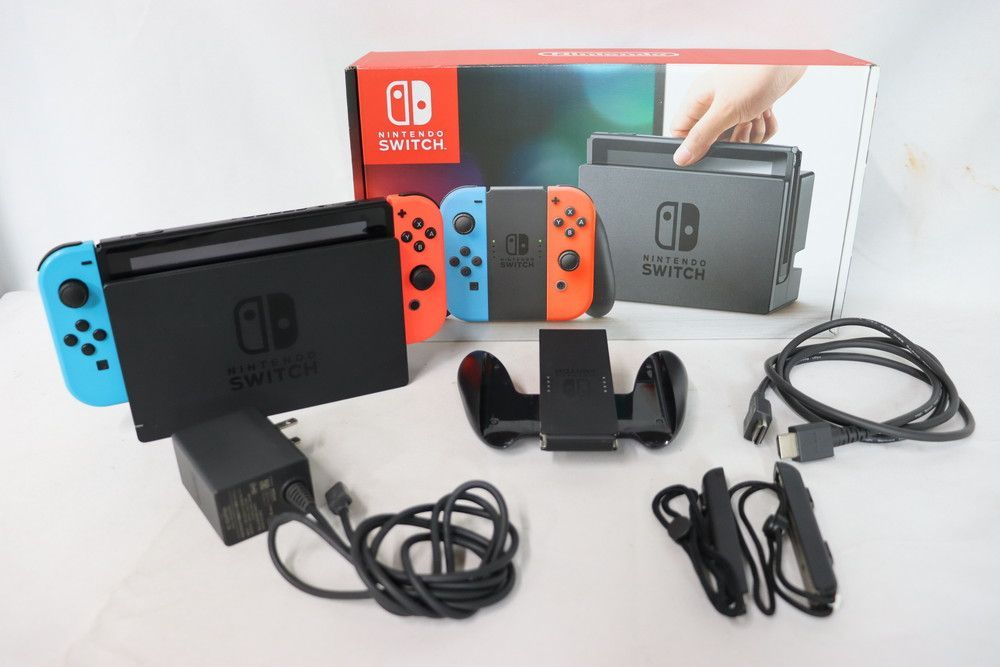 【美品】Nintendo Switch ニンテンドースイッチ赤/青【付属品あり】 Nintendo Switch 本体 赤・青