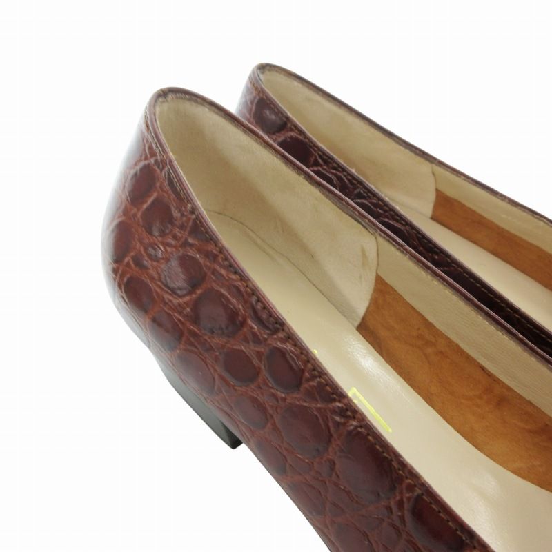 サルヴァトーレフェラガモ Salvatore Ferragamo ヴァラ パンプス