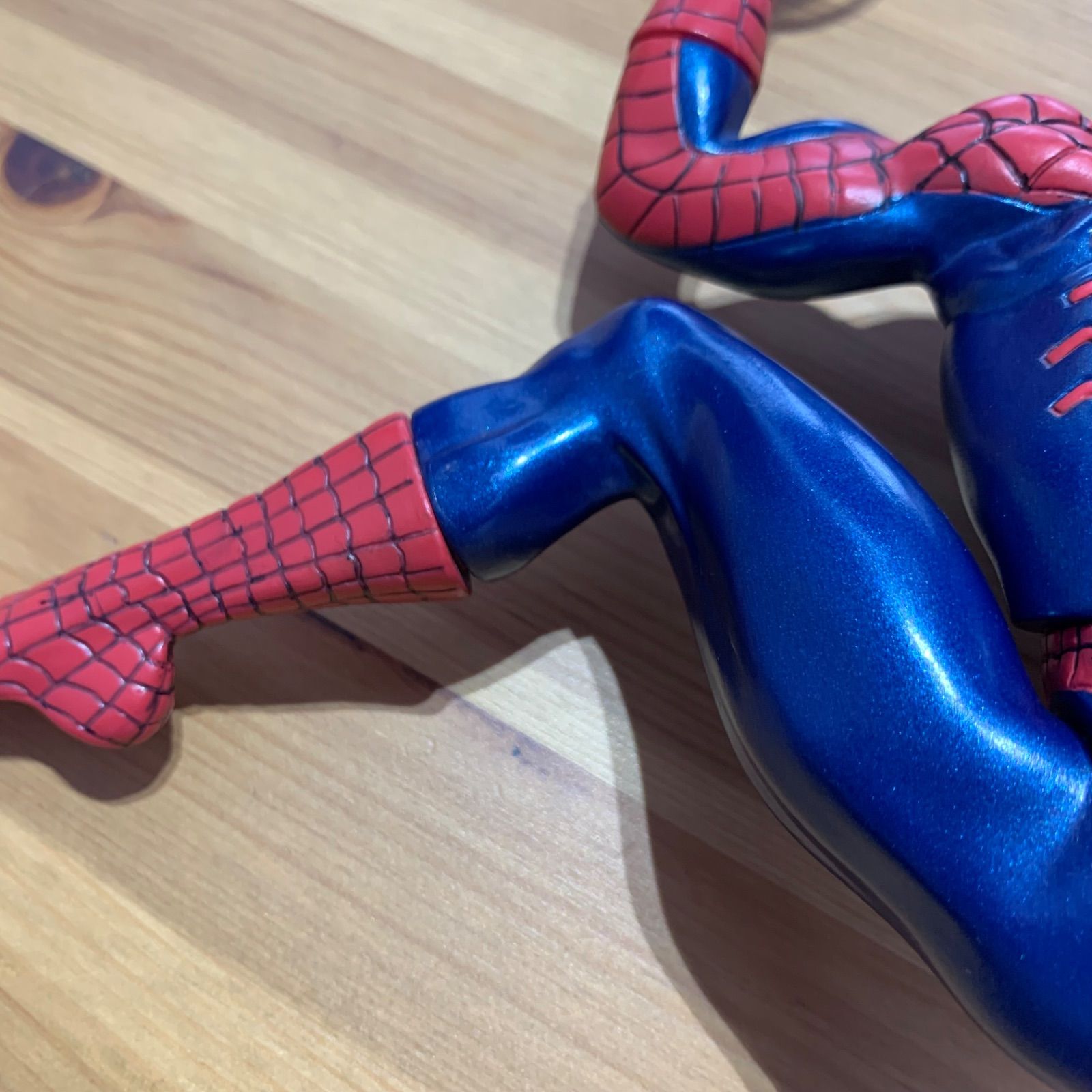 スパイダーマンのフィギュア 吸盤付き - メルカリ