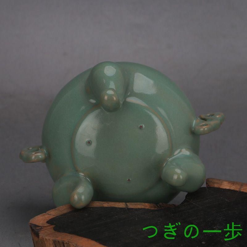 中国 汝窯 青磁 香炉 陶器 陶芸 香道具 仏具 官窯 青釉  猊香薫磁炉 中国 汝窯 青磁 香炉 陶器 陶芸 香道具 仏具 官窯 青釉 - メルカリ