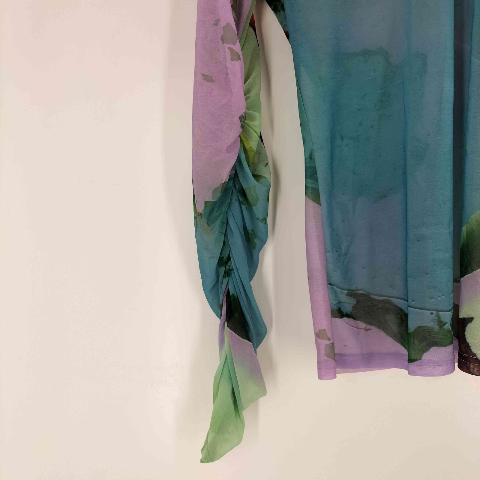 タロウホリウチ TARO HORIUCHI th products Gathered Sleeve