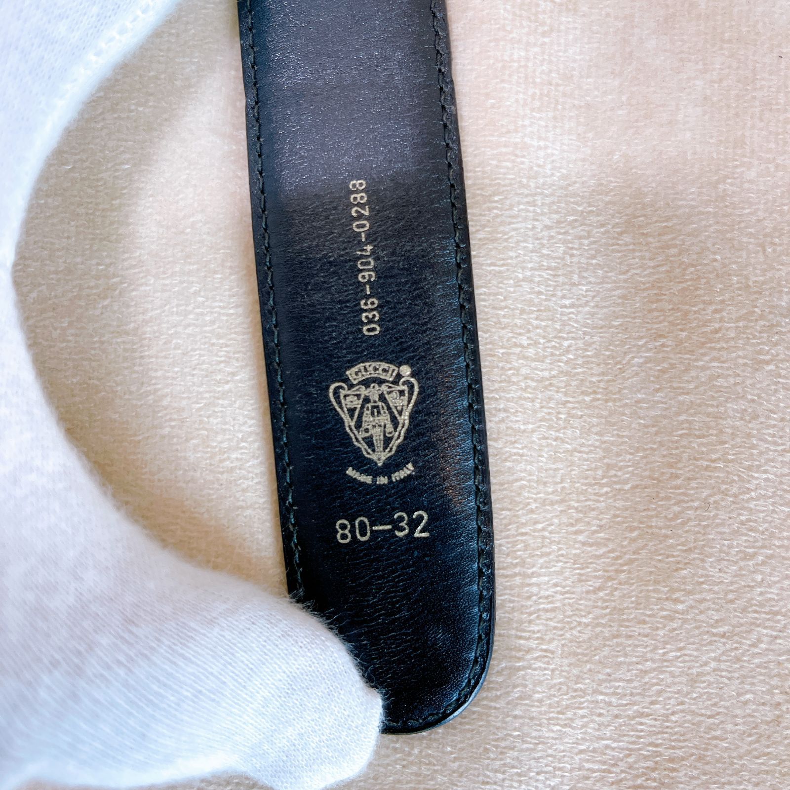 GUCCI ブラック ベルト GGロゴ 80-32 Authentic Gucci Black Pebbled Calfskin Leather Gold Double G