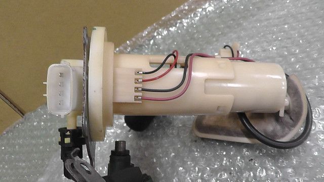 アドレスV50 CA4BA-107xxx の 燃料ポンプ:#1700012943 - メルカリ