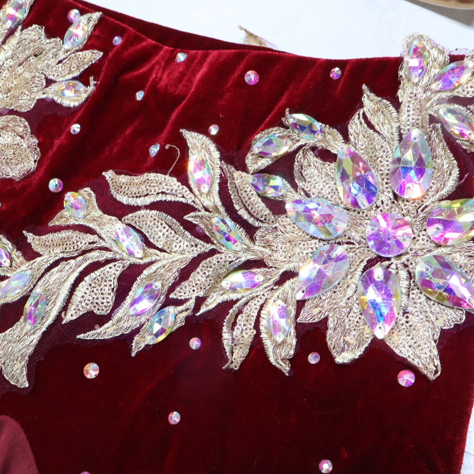 ベリーダンス用 オリエンタル衣装】レッド ラインストーン 赤 シルバー