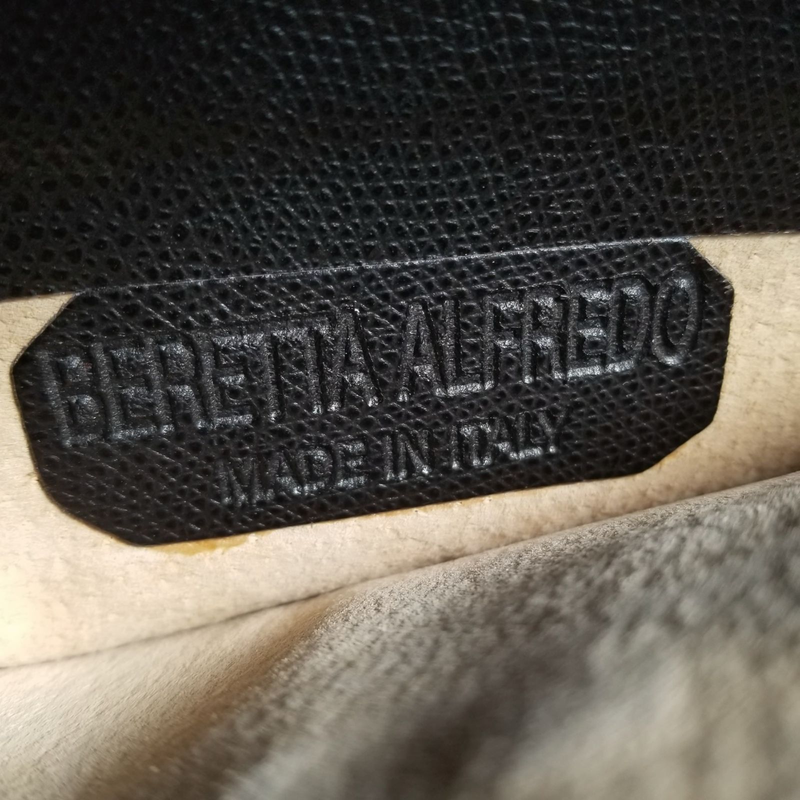 ALFREDO BERETTA 2way ハンドバッグ アルフレッドベレッタ 黒金 カデナ
