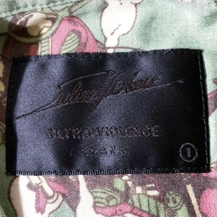 希少 ジョジョの奇妙な冒険 エアロスミス パンツ アルトラバイオレンス 希少 ジョジョの奇妙な冒険 エアロスミス パンツ アルトラ