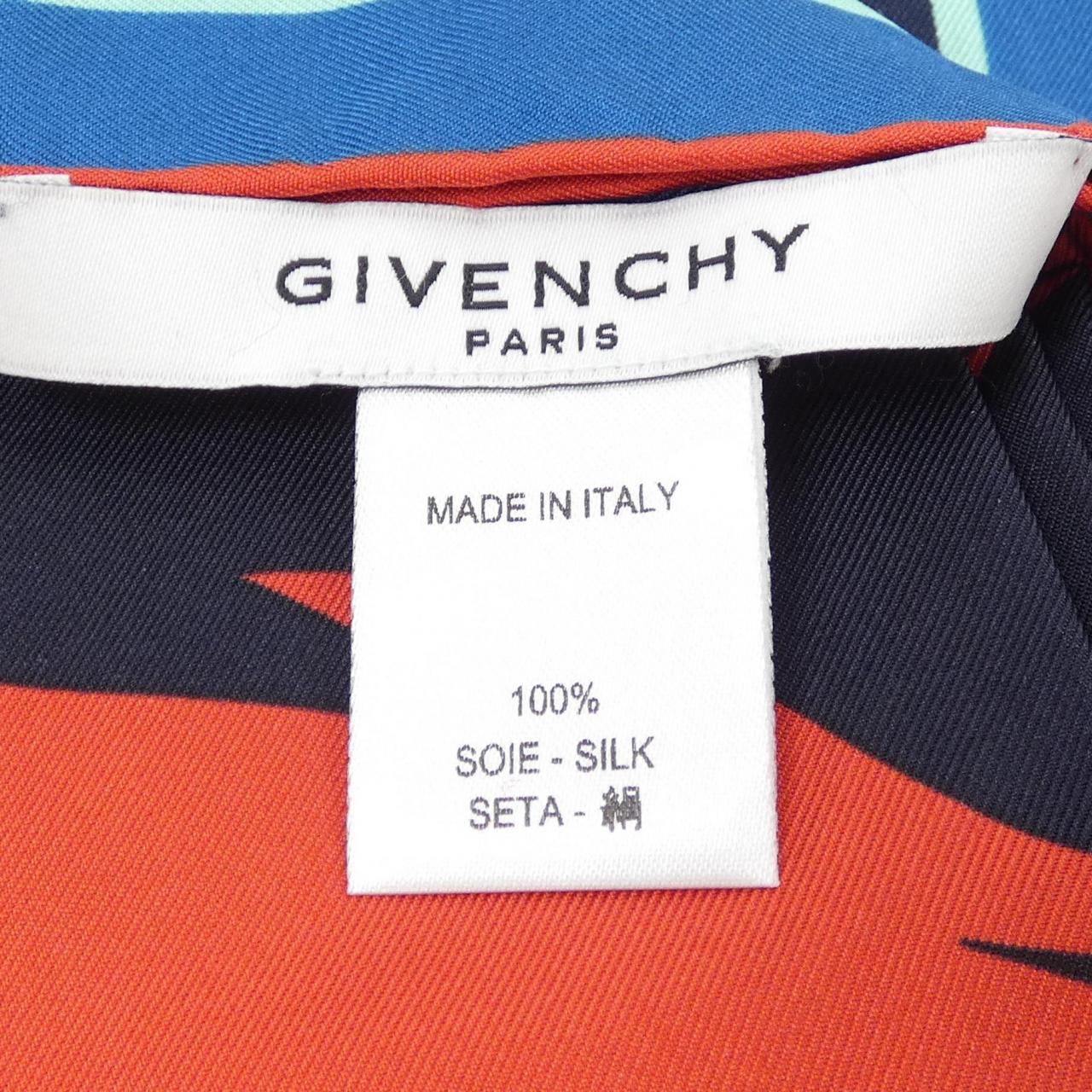 ジバンシー GIVENCHY