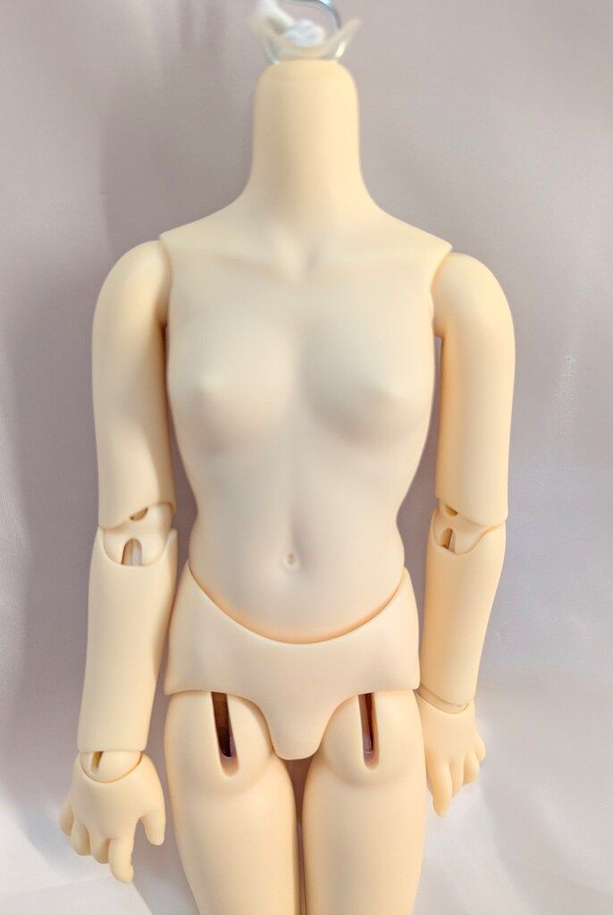 ボークス SDM女の子 ボディのみ M胸 ノーマル肌 ロング脚 - メルカリ