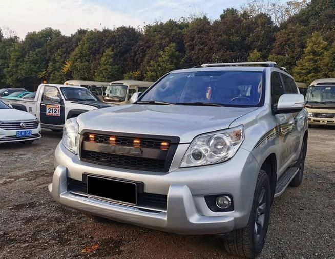 TOYOTAロゴ付き 2009－2013年