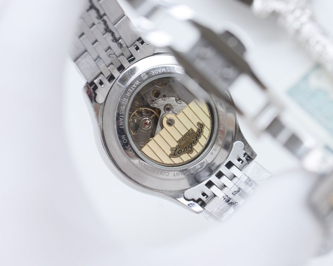 出品は8/2にまで！最終値下げ！ロンジン ジャンボリー 手巻き メンズ腕時計 ロンジン LONGINES レクタンギュラー お洒落な角型ケース 2針