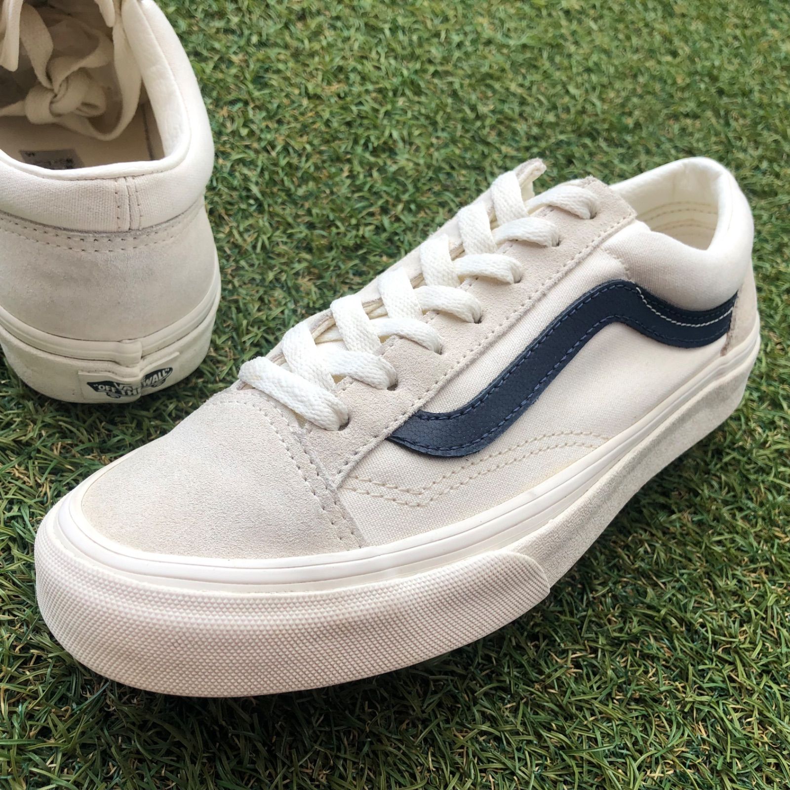 美品23.5US企画！VANS STYLE36ヴァンズ スタイル36 HT522 - メルカリ