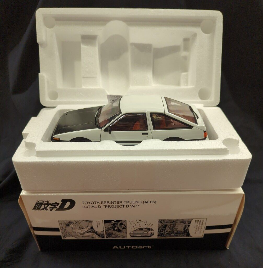 AUTOart 1 18 トヨタ スプリンター トレノ AE86 イニシャル D プロジェクトD バージョン 78797