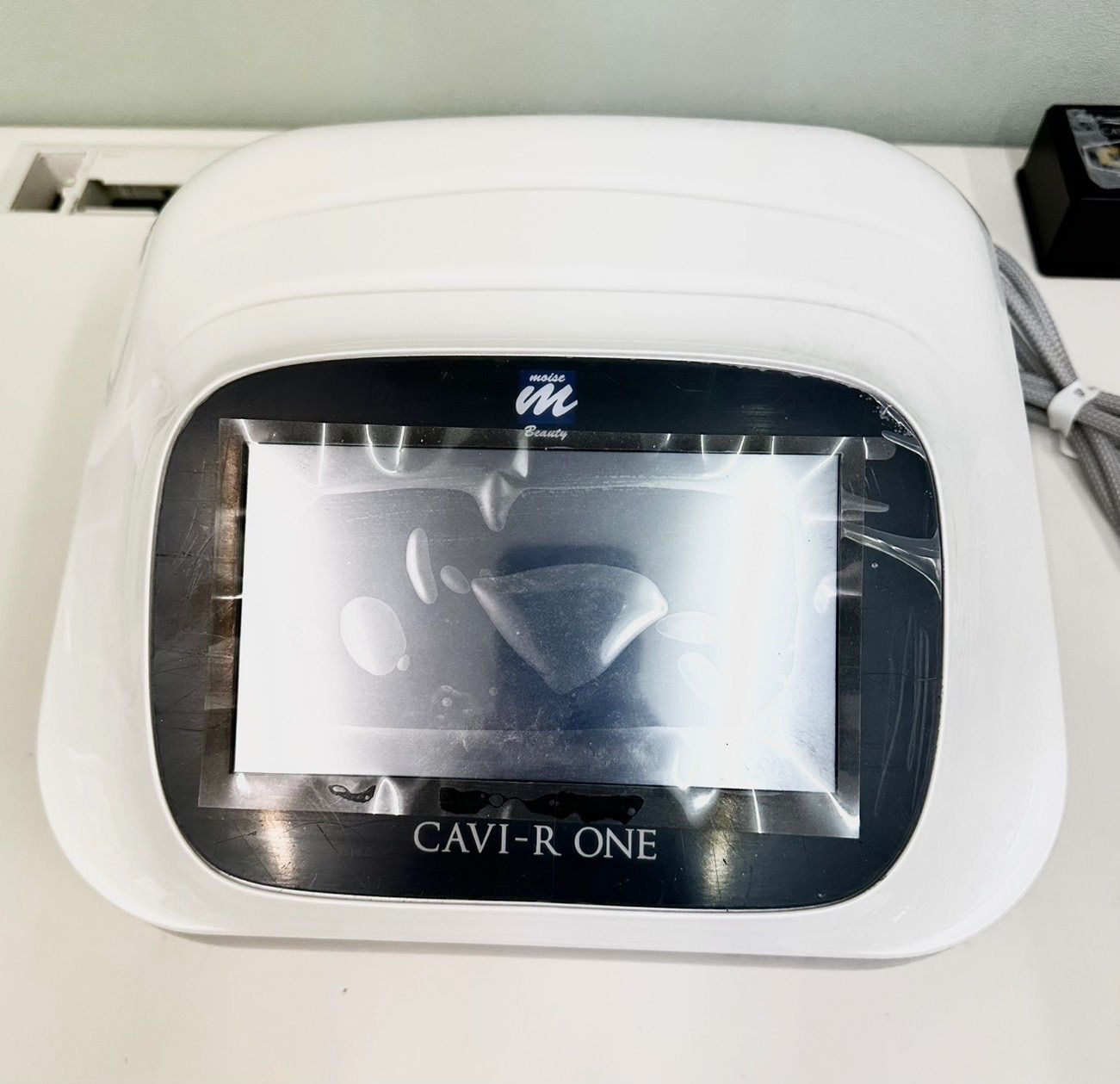 モイセ　キャビアールワン　CAVI-R ONE ラジオ波　キャビテーション CAVI-R ONE＋|キャビテーション・ラジオ波・LEDでお腹・太ももを