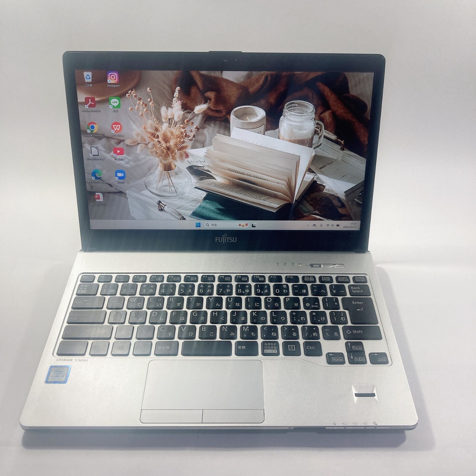 484✨7世代 /限定 /Core i5/ 爆速SSD✨すぐ使えるノートパソコン 484