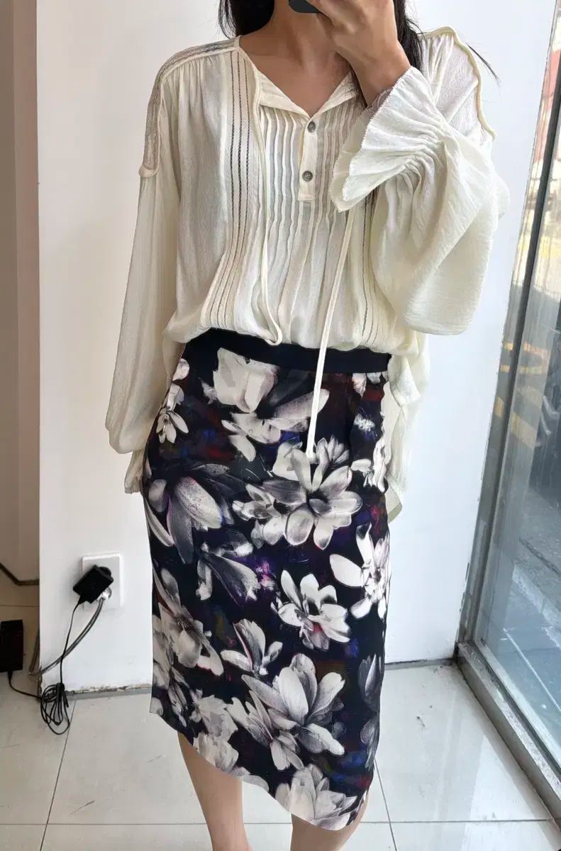 週末セール☆Paul Smith フローラルスカート