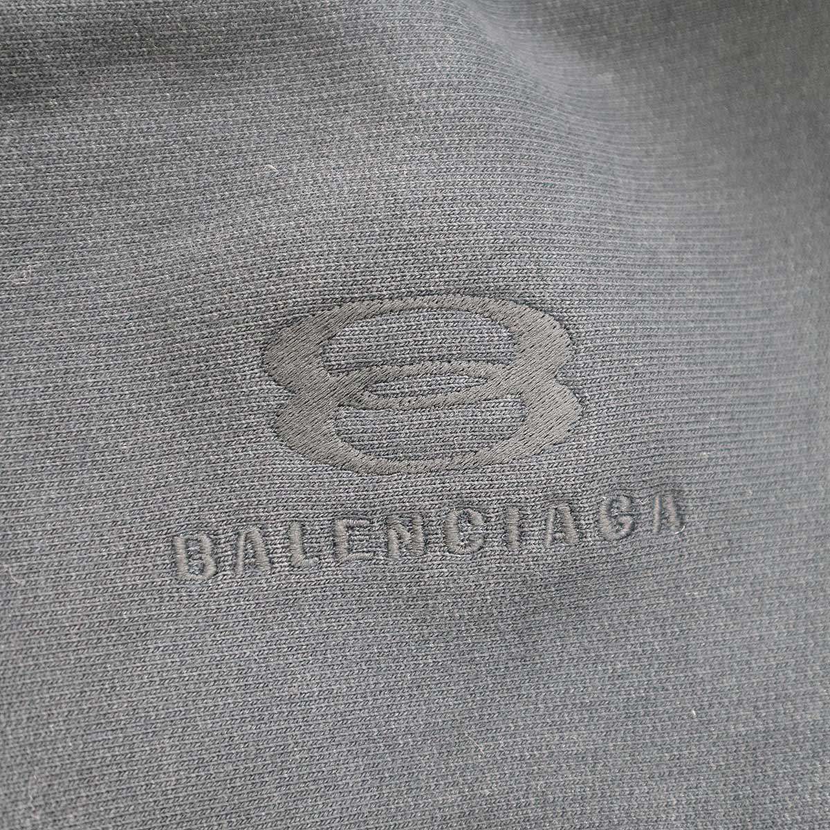 最終値下げBALENCIAGA 24fall マフラードッキングパーカー BALENCIAGA バレンシアガ 24AW マフラードッキングジップアップ