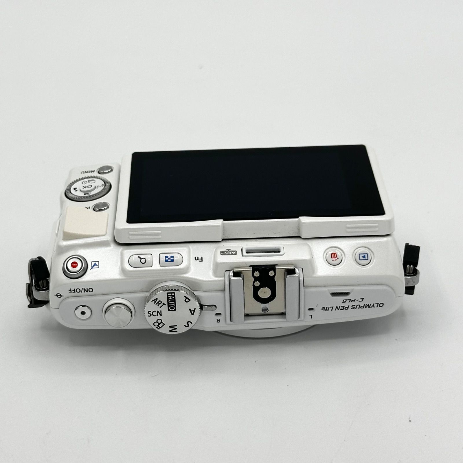 OLYMPUS ミラーレス一眼 PEN Lite E-PL6 ボディ ホワイト E-PL6