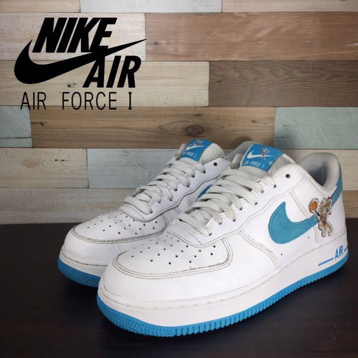 NIKE AIR FORCE 1 