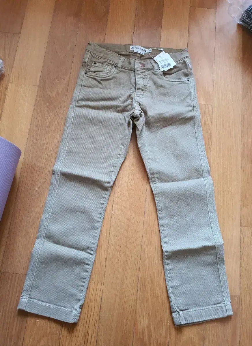 ボンポワン カーキ コットン パンツ 6A サイズ