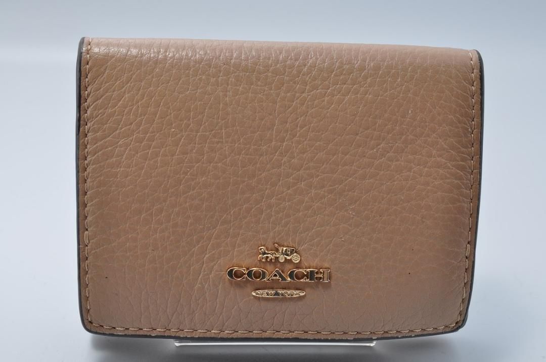 新品 COACH 三つ折り財布 ベージュ コーチ COACH 三つ折り財布 （ベージュ） - ファッション通販
