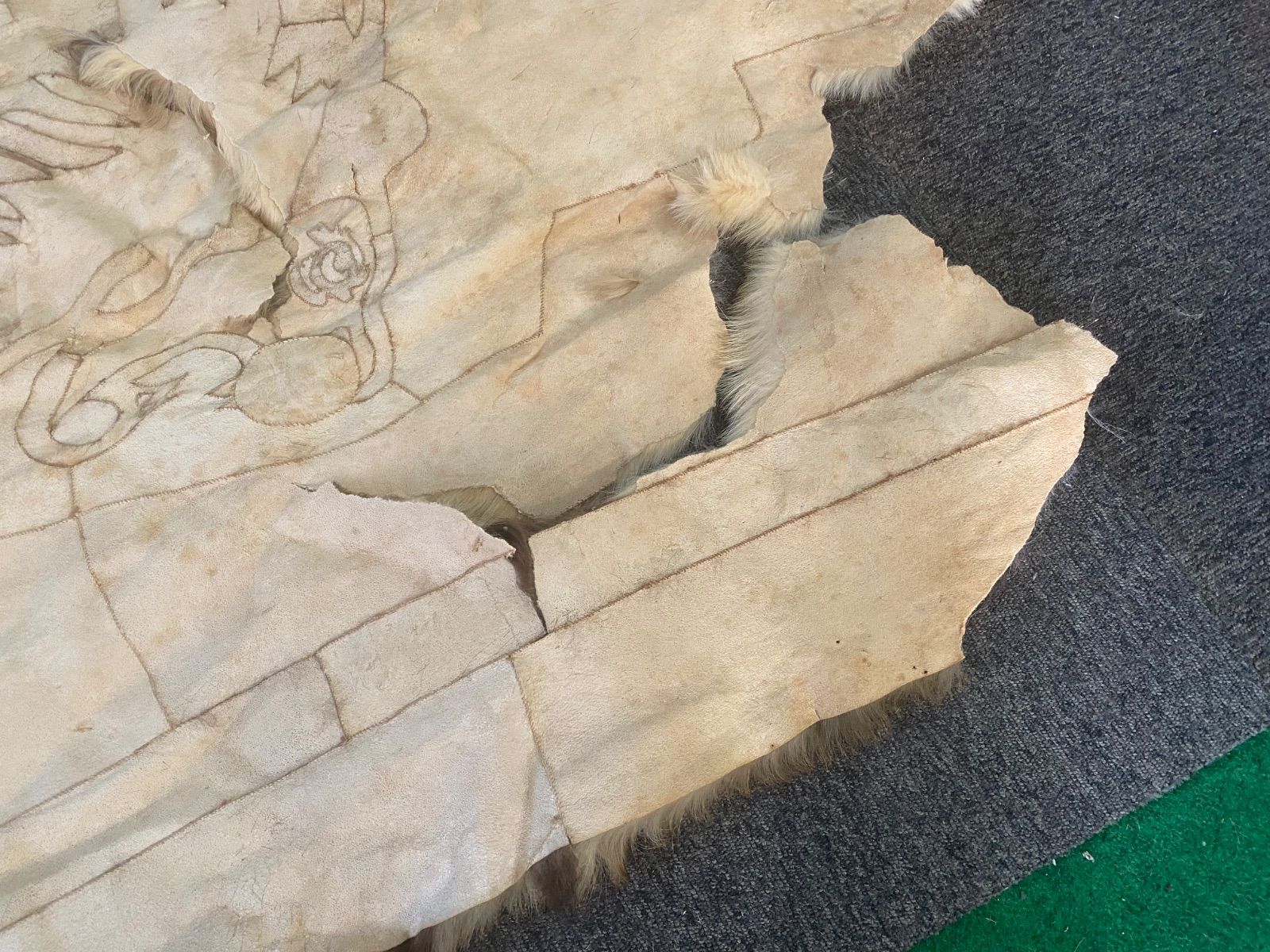 約170×135cm 毛皮