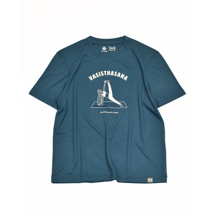 25秋冬 エスエヌ スーパーナチュラル sn super.natural メンズ SRI.RAMANA.RITA .YOGUE× sn プリント 半袖Tシャツ snuj10122 トップス 半袖 Tシャツ メリノウール ヨガ ピラティス フィットネス